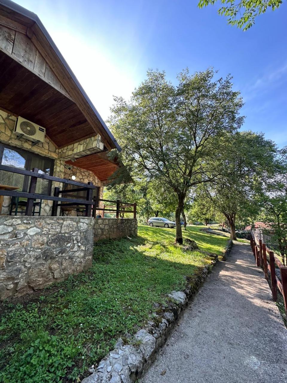 Danilovgrad Apartments Svera מראה חיצוני תמונה