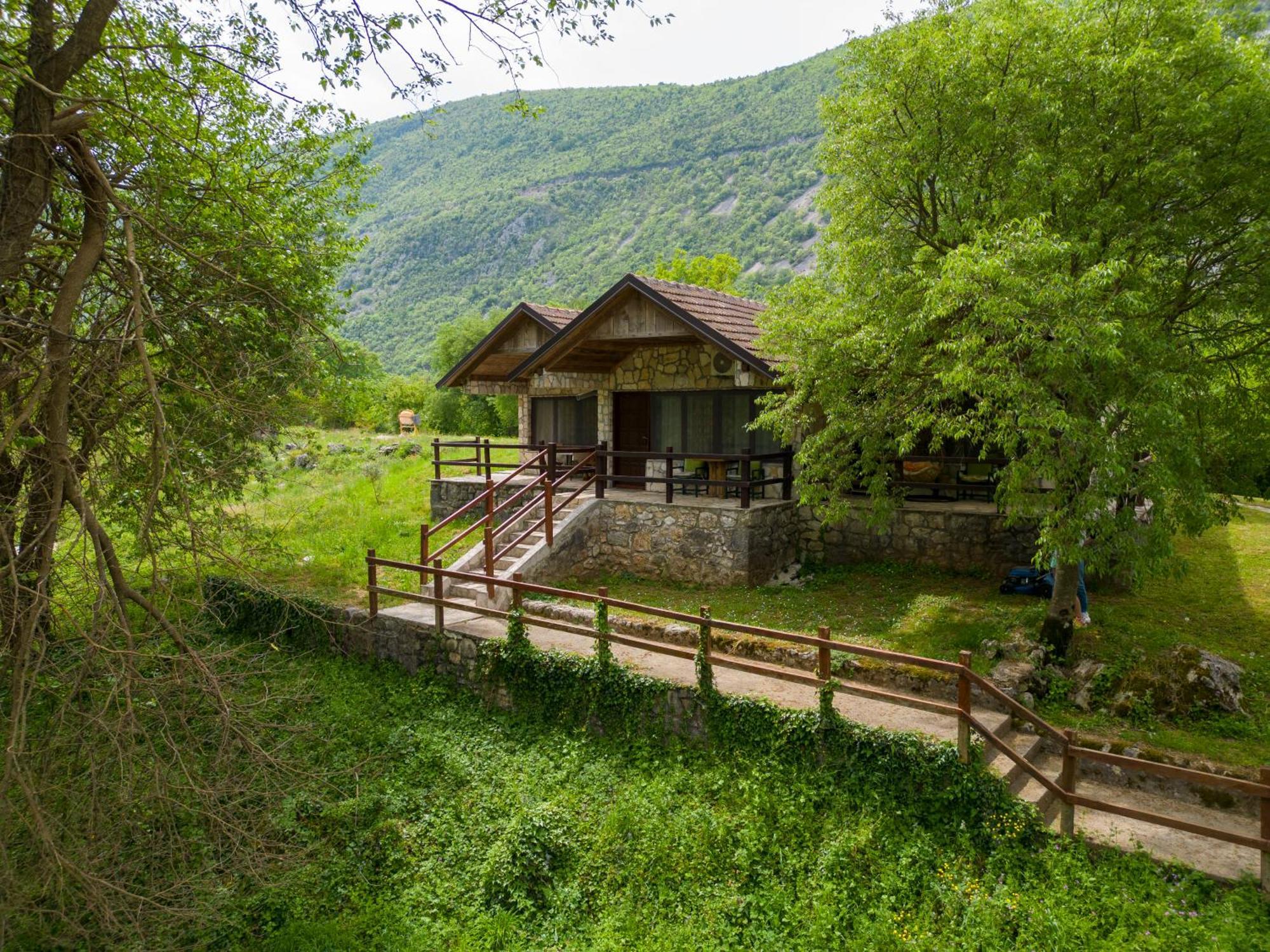 Danilovgrad Apartments Svera מראה חיצוני תמונה